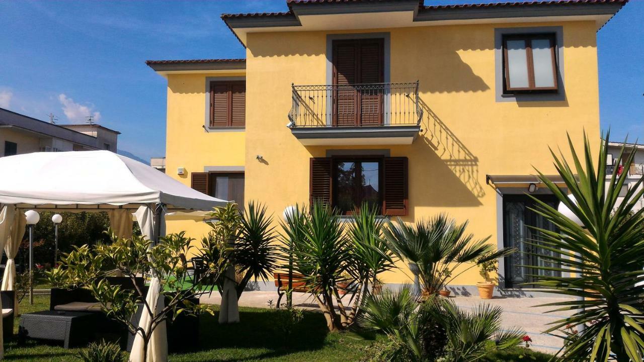 B&B Villa Rosa SantʼAntonio Abate Exterior foto